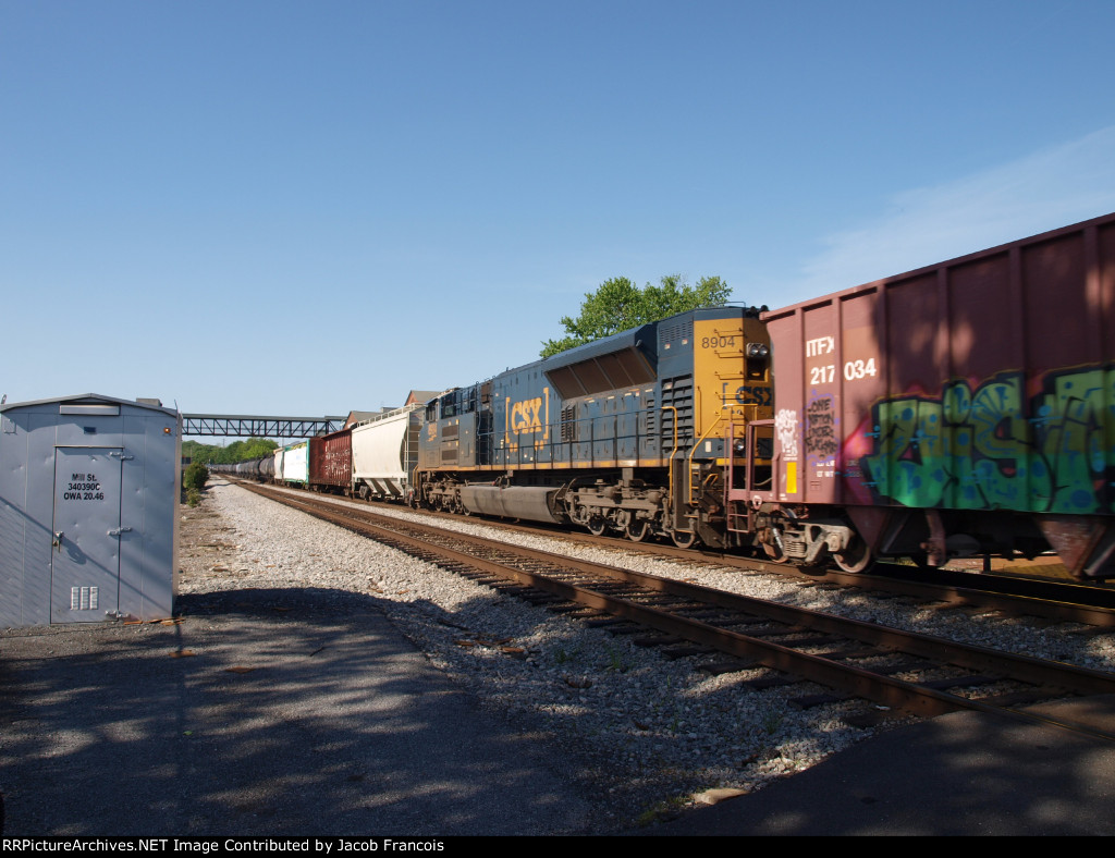 CSX 8904